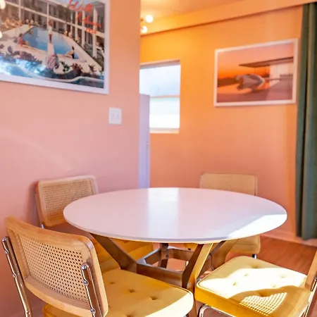 Tropical Breeze Apartment Clearwater Beach Exterior photo