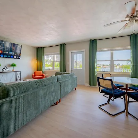 Tropical Breeze Apartment Clearwater Beach Exterior photo
